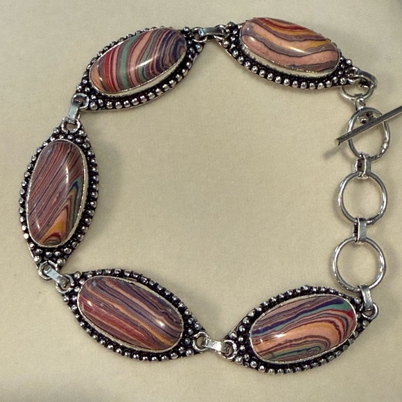 Jewelry - Elegant Multicolor Stone Bracelet NWOT